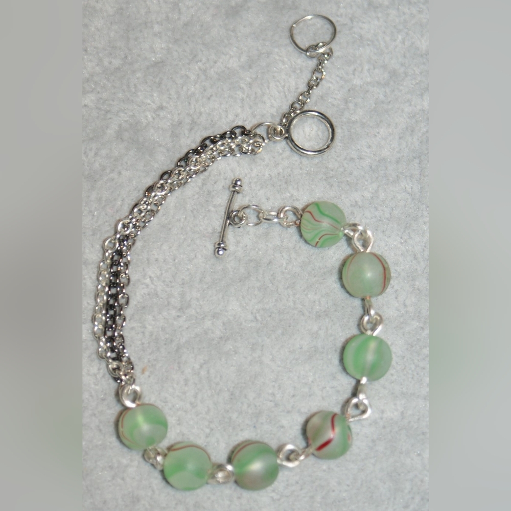Green and crimson glass chain bracelet BC-12-003